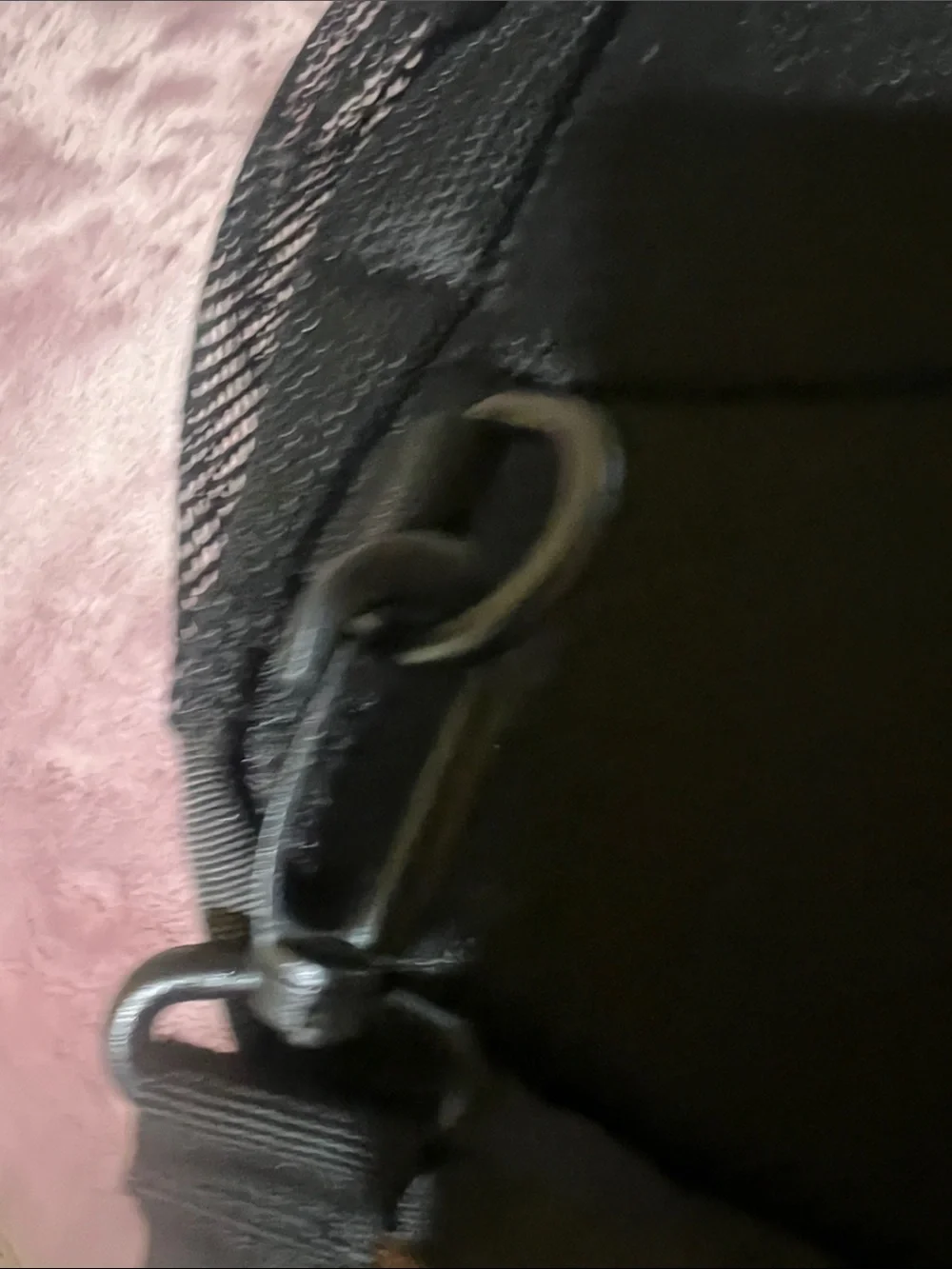 WATERFLY Black Men's Sling Crossbody Bag - Hands-Free Travel Carry